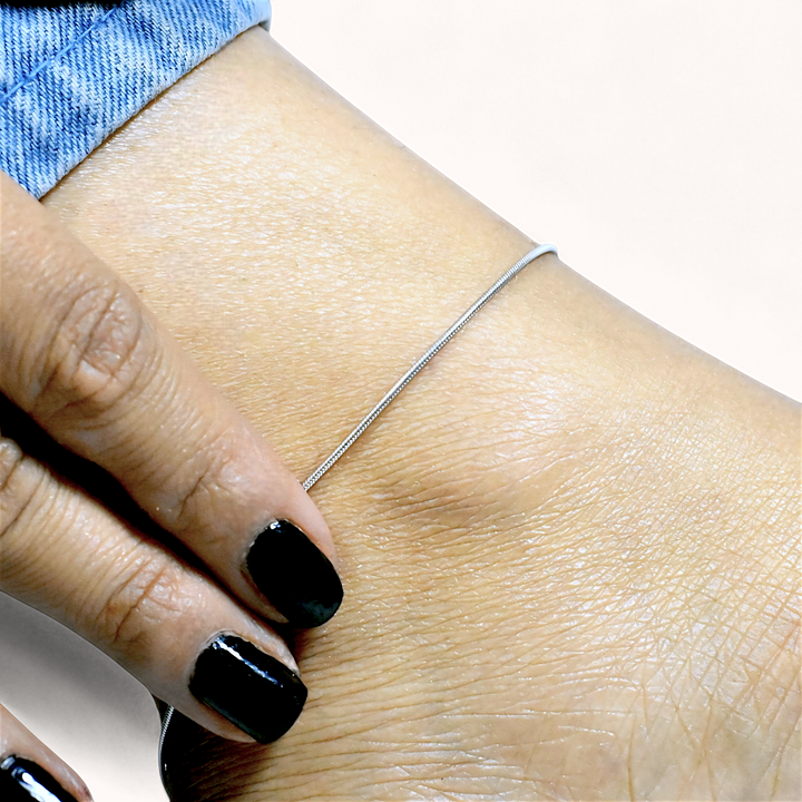 Silver Minimalist Single Chain Anklet