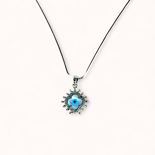 Elegant Evil Eye Pendant with a Minimalistic Chain